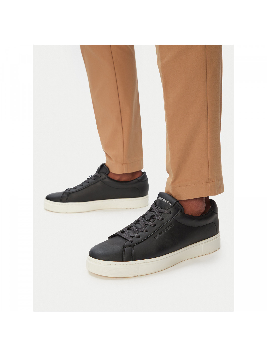 Sneakersy Emporio Armani EM004783 AF20004cz Černá